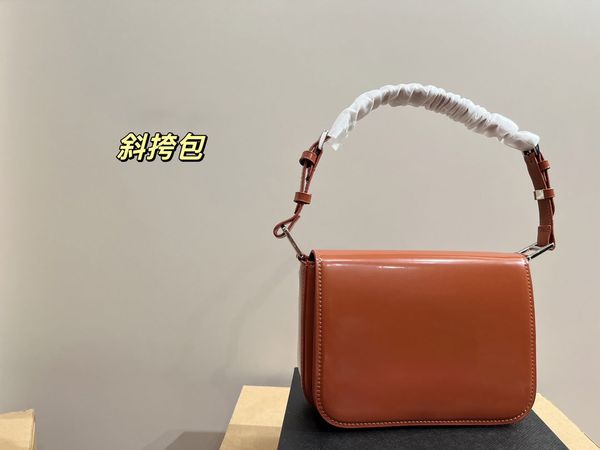 ladies diagonal shoulder bag designer bag lambskin leather multicolor small flip bag handle ladies diagonal waist pocket business card holde
ladies diagonal shoulder bag designer bag lambskin leather multicolor small flip bag handle ladies diagonal waist pocket business card holde