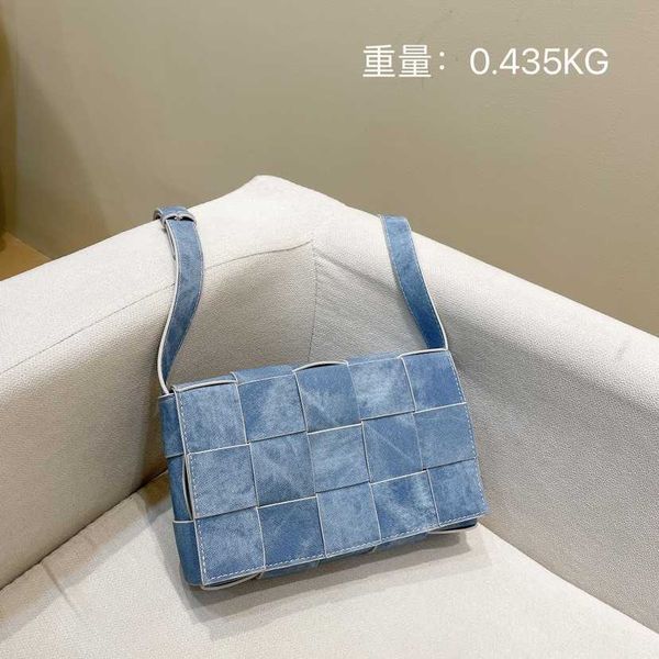women's bag 2023 new korean net red knitted bag single shoulder underarm bag small square bag versatile crossbody bag fashion 230401
women's bag 2023 new korean net red knitted bag single shoulder underarm bag small square bag versatile crossbody bag fashion 230401