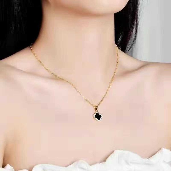 van clover necklace designer clover pendant necklace japan korean color double sided black and white diamond inlay ladies jewelry gift, Silver
van clover necklace designer clover pendant necklace japan korean color double sided black and white diamond inlay ladies jewelry gift, Silver