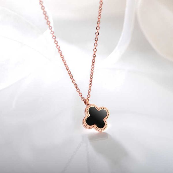 van clover necklace designer four leaf chain colorless and allergic fashion korean version versatile simple grass female neckchain collar ch, Silver
van clover necklace designer four leaf chain colorless and allergic fashion korean version versatile simple grass female neckchain collar ch, Silver