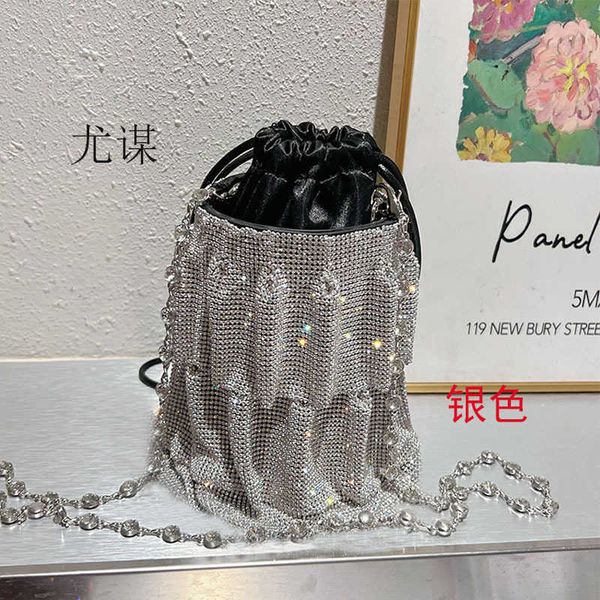 french shiny imperfect full pleated skirt bucket bag evening banquet water diamond bucket underarm crossbody bag 230401
french shiny imperfect full pleated skirt bucket bag evening banquet water diamond bucket underarm crossbody bag 230401