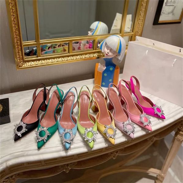 2023 amina muaddi womens sandals leather sole designer highblack pink diamond chain decoration banquet women shoes silk wedding formal slipp, Black
2023 amina muaddi womens sandals leather sole designer highblack pink diamond chain decoration banquet women shoes silk wedding formal slipp, Black