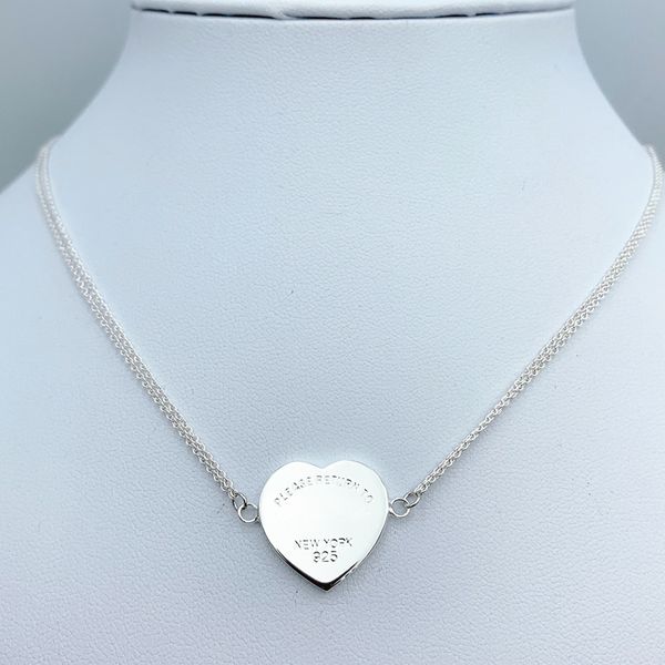 new 100% 925 sterling silver necklace fashion t necklaces designer jewelry blue heart pendant tag necklaces for women's party wedding g
new 100% 925 sterling silver necklace fashion t necklaces designer jewelry blue heart pendant tag necklaces for women's party wedding g