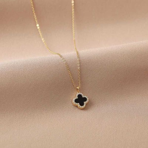van clover necklace designer four-leaf clover pendant necklace 925 silver women's light luxury ins cool wind netflix temperament double
van clover necklace designer four-leaf clover pendant necklace 925 silver women's light luxury ins cool wind netflix temperament double