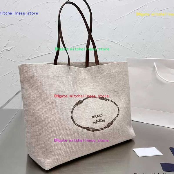 large capacity canvas shopping bag tote bag clutch women handbag plain letter printing internal zipper long shoulder strap
large capacity canvas shopping bag tote bag clutch women handbag plain letter printing internal zipper long shoulder strap