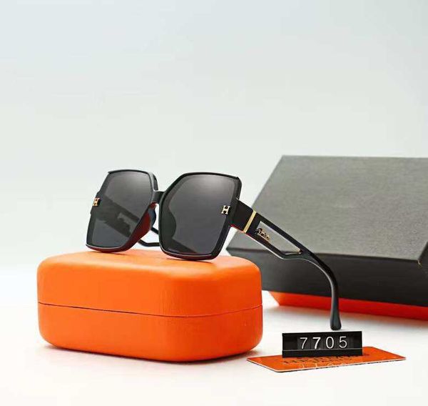 2022 new big net red polarized tr frame tiktok live sunglasses female driver, White;black
2022 new big net red polarized tr frame tiktok live sunglasses female driver, White;black