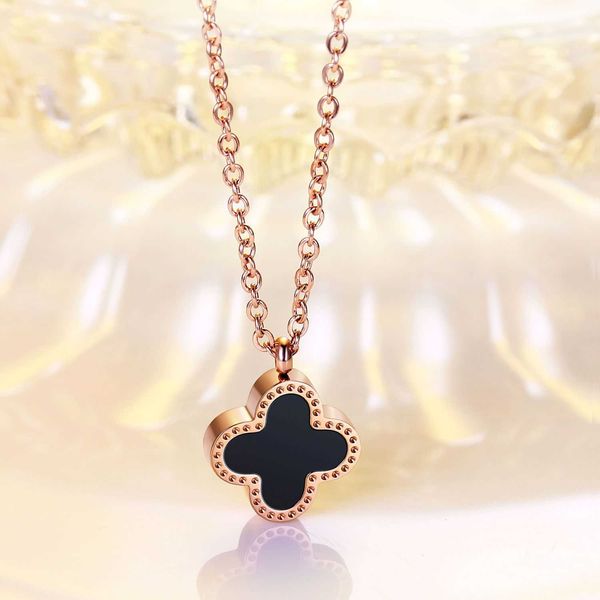 van clover necklace designer four leaf clover pendant fading four leaf grass titanium steel plated 18k double sided, Silver
van clover necklace designer four leaf clover pendant fading four leaf grass titanium steel plated 18k double sided, Silver