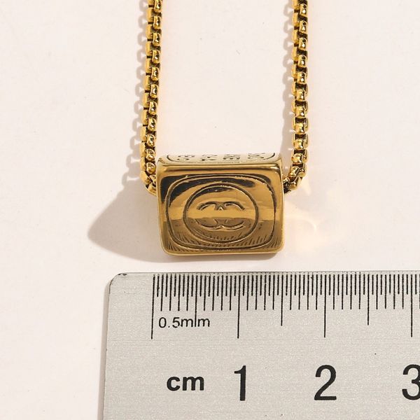 fashion style simple designer letter necklaces brand letter triangle pendant chains necklaces jewelry accessory wedding gifts, Silver
fashion style simple designer letter necklaces brand letter triangle pendant chains necklaces jewelry accessory wedding gifts, Silver