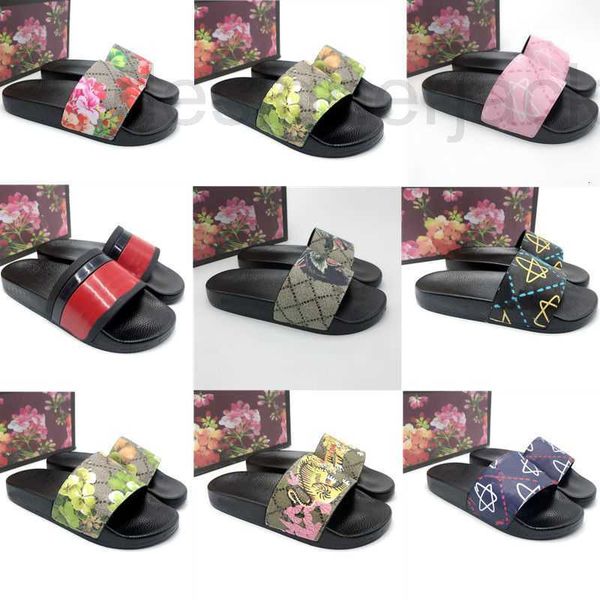 sandals designer 2020 fashion men women flower summer beach indoor slippers flip flops scuffs floral brocade slipper gear bottoms striped 36, Black
sandals designer 2020 fashion men women flower summer beach indoor slippers flip flops scuffs floral brocade slipper gear bottoms striped 36, Black