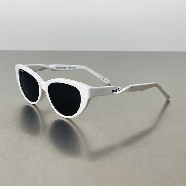 23 new fashion personalized comfort avant-garde bb0209sa sunglasses versatile rotating mirror legs, White;black
23 new fashion personalized comfort avant-garde bb0209sa sunglasses versatile rotating mirror legs, White;black