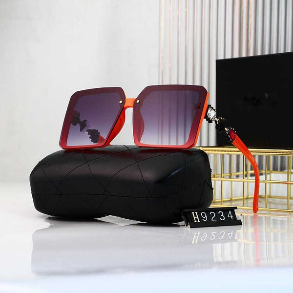 frames box glasses 2022 large frame gradual change lens sunshade metal accessories fashion sunglasses, White;black
frames box glasses 2022 large frame gradual change lens sunshade metal accessories fashion sunglasses, White;black