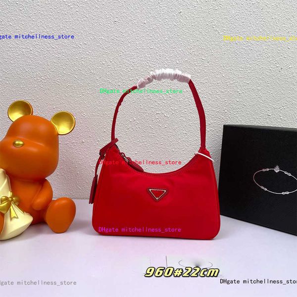 designer shoulder bag handbag luxury women's underarm tote bag nylon fabric triangle letter wallet zipper switch pendant decoration fas
designer shoulder bag handbag luxury women's underarm tote bag nylon fabric triangle letter wallet zipper switch pendant decoration fas