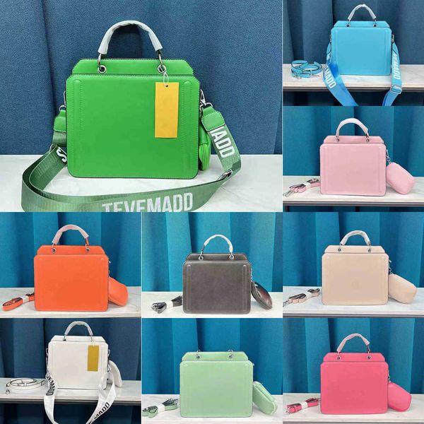 designer shoulder bag luxurys handbags shopping bags casual coin purses versatile women messenger wide strap fashion crossbody wallet luxury
designer shoulder bag luxurys handbags shopping bags casual coin purses versatile women messenger wide strap fashion crossbody wallet luxury