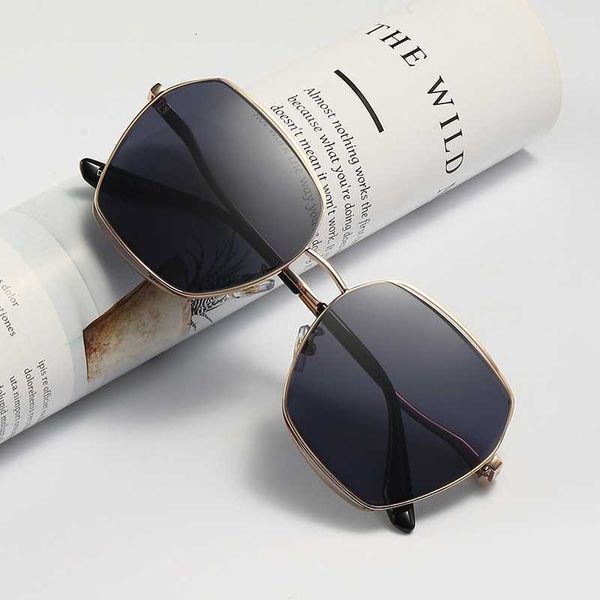 designer sunglasses 2023 new high-definition tr90 nylon sunglasses for women's fashion large frame women, White;black
designer sunglasses 2023 new high-definition tr90 nylon sunglasses for women's fashion large frame women, White;black