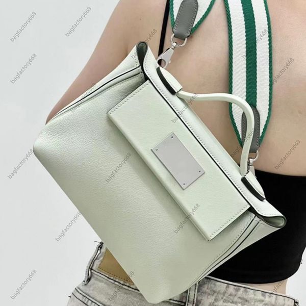 10A Handbags High Quality Designers Bags mini crossbody bag the tote bag 24 24 luxurys Fashion shoulder bag evecolor Swift Genuine Leather lady bag handmade with box
10A Handbags High Quality Designers Bags mini crossbody bag the tote bag 24 24 luxurys Fashion shoulder bag evecolor Swift Genuine Leather lady bag handmade with box