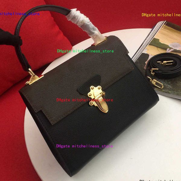 classic retro shoulder bags leather flap vintage cross-body bag fashion metal buckle designer purse handbag
classic retro shoulder bags leather flap vintage cross-body bag fashion metal buckle designer purse handbag