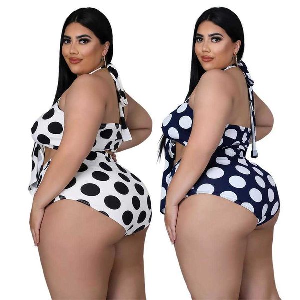 fashion plus size women bikini polka dot printed halter strap two piece set, White;black
fashion plus size women bikini polka dot printed halter strap two piece set, White;black