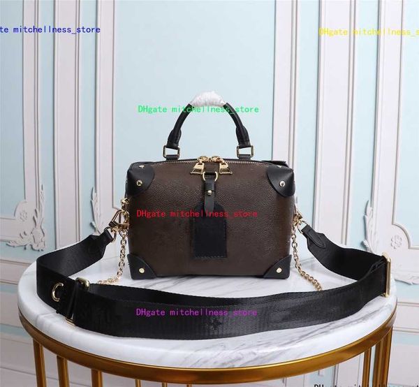 designer ladies totes hand-held leather luxury goods classic fashion brand one-shoulder zipper size 20-14-7.5 cm m45571
designer ladies totes hand-held leather luxury goods classic fashion brand one-shoulder zipper size 20-14-7.5 cm m45571