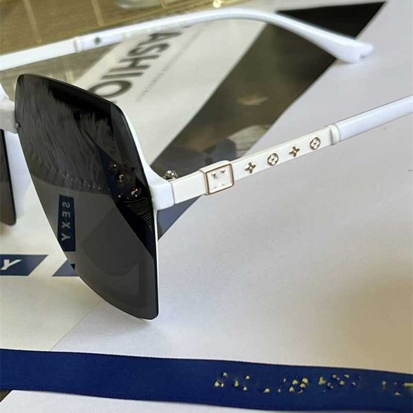 designer sunglasses four leaf grass sunglasses women's korean version ins versatile classic face show small polarized mirror purple str, White;black
designer sunglasses four leaf grass sunglasses women's korean version ins versatile classic face show small polarized mirror purple str, White;black