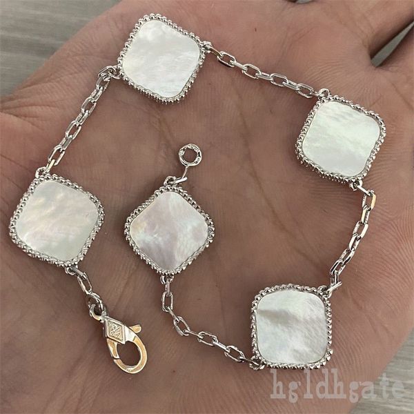 metals clover designer bracelets mens bracelet charm four leaf link chains vintage plated gold white red elegance jewlery women love braclet, Golden;silver
metals clover designer bracelets mens bracelet charm four leaf link chains vintage plated gold white red elegance jewlery women love braclet, Golden;silver