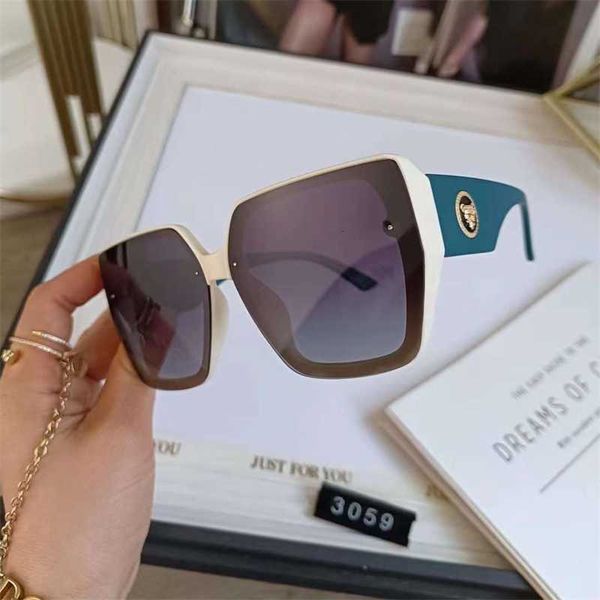 designer sunglasses new polarized sunglasses women's online red live fashion large frame korean version 3059 street shooting tide, White;black
designer sunglasses new polarized sunglasses women's online red live fashion large frame korean version 3059 street shooting tide, White;black