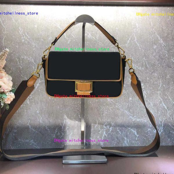 shoulder bags beige canvas embroidery shoulder handbag classic flap baguette bag women crossbody back backpage inner compartment with zipper
shoulder bags beige canvas embroidery shoulder handbag classic flap baguette bag women crossbody back backpage inner compartment with zipper