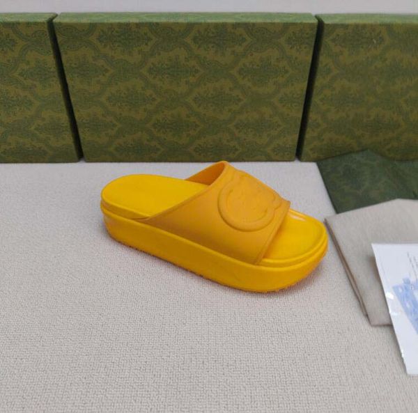 sandal slipper internet celebrity burst solid color flat heels leisure thickened outside wear stepping on poop feeling increased 55mm, Black
sandal slipper internet celebrity burst solid color flat heels leisure thickened outside wear stepping on poop feeling increased 55mm, Black
