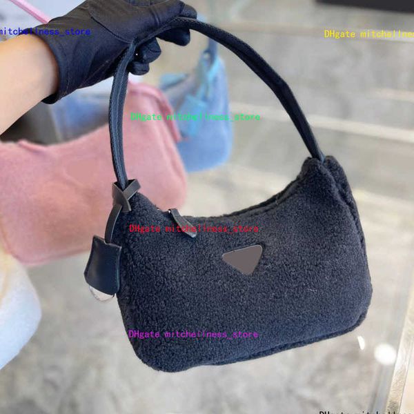 totes prabag plush handbag triangle designer bags women solid color crossbody ladies clutches bridal wedding party bags purses handbags
totes prabag plush handbag triangle designer bags women solid color crossbody ladies clutches bridal wedding party bags purses handbags