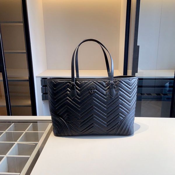2023 female designer bag luxury brand handbag shopping bag purse leather 39cm fashion handbag large compound bag
2023 female designer bag luxury brand handbag shopping bag purse leather 39cm fashion handbag large compound bag