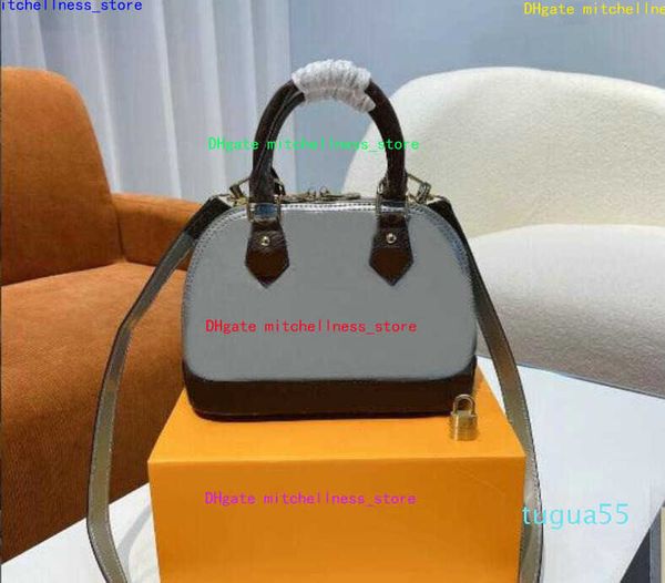 designer women with lock shoulder bags chain messenger bag leather handbags shell wallet purse ladies cosmetic crossbody
designer women with lock shoulder bags chain messenger bag leather handbags shell wallet purse ladies cosmetic crossbody