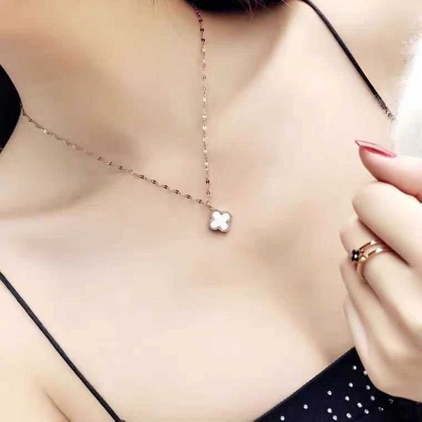 van clover necklace designer four leaf clover pendant non fade reversible titanium steel women's fashion simple peplum collar bone rose, Silver
van clover necklace designer four leaf clover pendant non fade reversible titanium steel women's fashion simple peplum collar bone rose, Silver