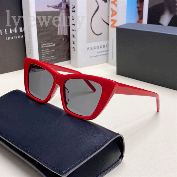 novel designer sunglasses for women fashion glasses mens summer sun protection gafas de sol 276 mica eyeglasses with nylon lens creative mod, White;black
novel designer sunglasses for women fashion glasses mens summer sun protection gafas de sol 276 mica eyeglasses with nylon lens creative mod, White;black