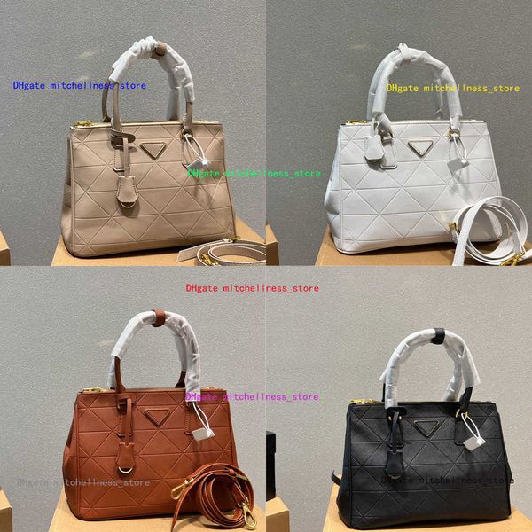 designer bags totes womens tote bag designers crossbody bags triangle leather purse handbag designer bags shopper purse 221122
designer bags totes womens tote bag designers crossbody bags triangle leather purse handbag designer bags shopper purse 221122