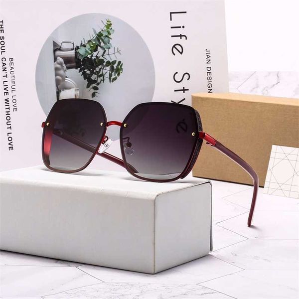 net red large frame metal sunglasses korean version thin sunglasses polarized anti uv moisture, White;black
net red large frame metal sunglasses korean version thin sunglasses polarized anti uv moisture, White;black