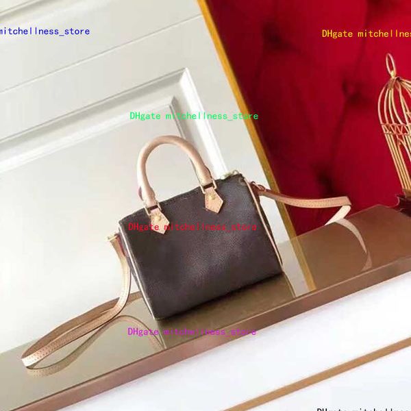 2022 new women messenger travel bag genuine leather classic style fashion bags shoulder bags lady totes handbags 25cm with key lock
2022 new women messenger travel bag genuine leather classic style fashion bags shoulder bags lady totes handbags 25cm with key lock