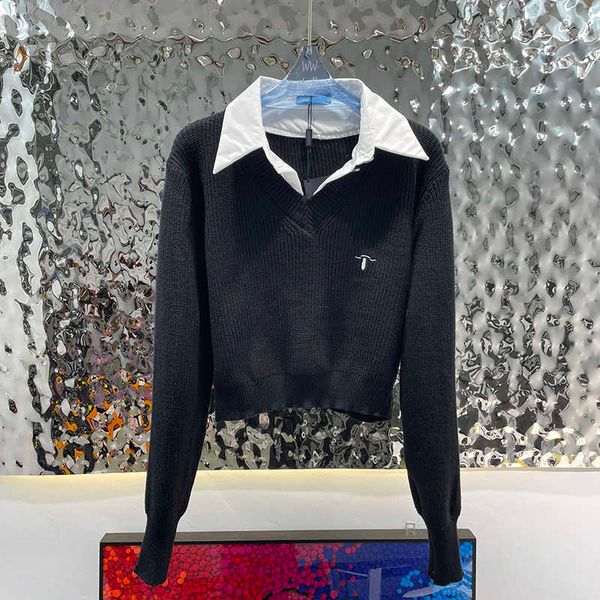 prad 2 colors letters embroidery sweaters personality lapel neck women shirts trendy long sleeve knit wool sweatshirt, White;black
prad 2 colors letters embroidery sweaters personality lapel neck women shirts trendy long sleeve knit wool sweatshirt, White;black