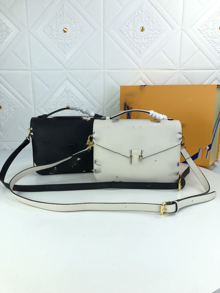 shoulder bag designer handbag crossbody bag women's bag 2023 new leather women's bag high-grade printed portable
shoulder bag designer handbag crossbody bag women's bag 2023 new leather women's bag high-grade printed portable