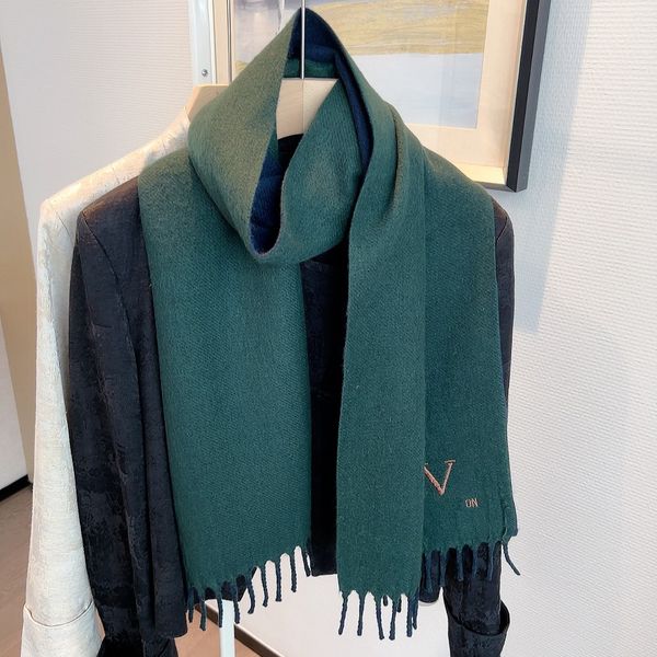 Echarpe Designer Scarf Solid Color Embroidery Scarfs Cashmere Autumn and Winter Women Warm Men Comfortable Toscarf
Echarpe Designer Scarf Solid Color Embroidery Scarfs Cashmere Autumn and Winter Women Warm Men Comfortable Toscarf
