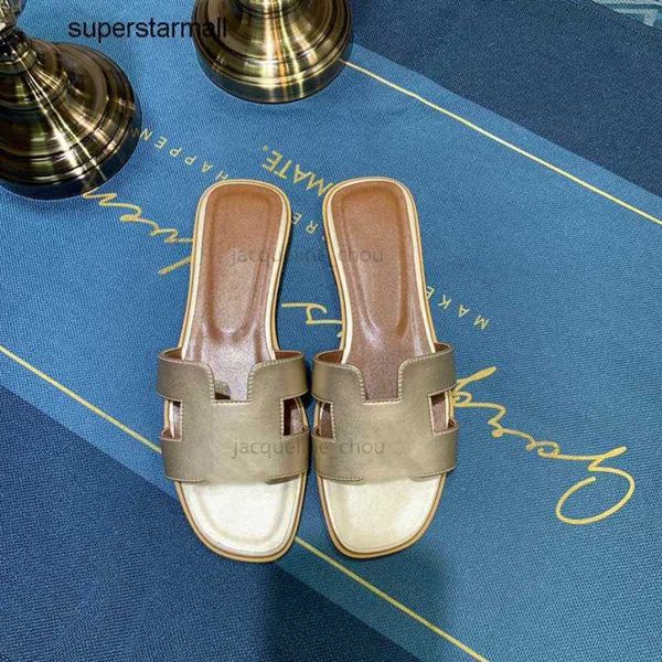 summer slipper designer sandal slide oran sandals matte real leather sliders flat heel classic flip flop shoes beach slides black white blue
summer slipper designer sandal slide oran sandals matte real leather sliders flat heel classic flip flop shoes beach slides black white blue