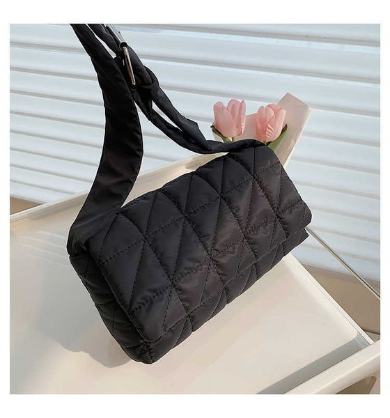 nxy simple casual shoulder bags for women autumn winter new crossbody bags diamond pattern solid color bags nylon brand bags 230308
nxy simple casual shoulder bags for women autumn winter new crossbody bags diamond pattern solid color bags nylon brand bags 230308