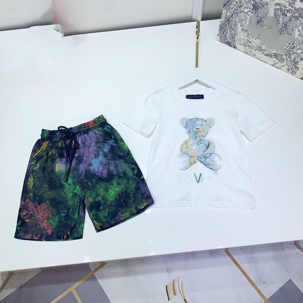 kids sets baby clothes graffiti bear kid designer t shirt two piece short set luxury brand toddler tshirt girls boys tee summer newborn with, White
kids sets baby clothes graffiti bear kid designer t shirt two piece short set luxury brand toddler tshirt girls boys tee summer newborn with, White
