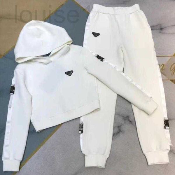 women's tracksuits popularwomen's black white color womens knitted sports suit two piece pants presbyopia letter cardigan jacket r, Gray
women's tracksuits popularwomen's black white color womens knitted sports suit two piece pants presbyopia letter cardigan jacket r, Gray
