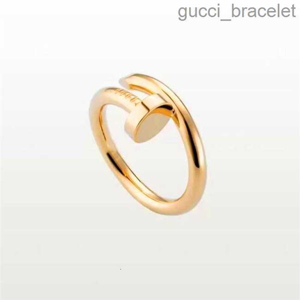 2022 designer ring fashion luxury classic cut-out diamond ring sterling silver women's jewelry as a birthday gift versatile couples sty, Slivery;golden
2022 designer ring fashion luxury classic cut-out diamond ring sterling silver women's jewelry as a birthday gift versatile couples sty, Slivery;golden