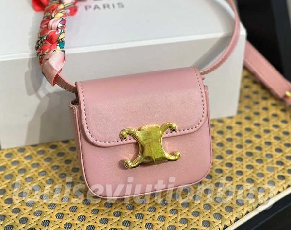 5a fashion sumptuous triomphe mini bag de arc spring style one shoulder crossbody advanced portable tofu celinf small square
5a fashion sumptuous triomphe mini bag de arc spring style one shoulder crossbody advanced portable tofu celinf small square
