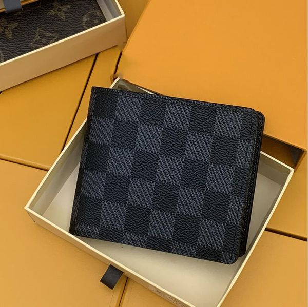 2022 luxury designer wallets for men and women bank card holder coin passport holder fashion print style short victoire wallet, Red;black
2022 luxury designer wallets for men and women bank card holder coin passport holder fashion print style short victoire wallet, Red;black