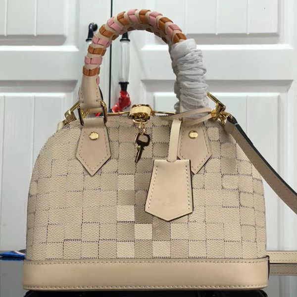 10a wallets lady shell bags fashion shoulderbag alma m53152 bb handbags classic check tag canvas soft material shopping rattan handle qfwo, Red;black
10a wallets lady shell bags fashion shoulderbag alma m53152 bb handbags classic check tag canvas soft material shopping rattan handle qfwo, Red;black