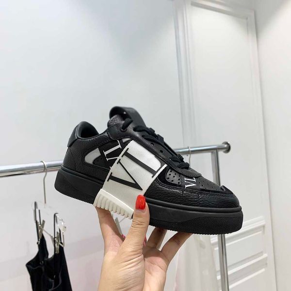 luxury brand platform wedge shoes men's and women's casual shoes patchwork low-cut sneakers fashion flowers leather runway round h, Black
luxury brand platform wedge shoes men's and women's casual shoes patchwork low-cut sneakers fashion flowers leather runway round h, Black