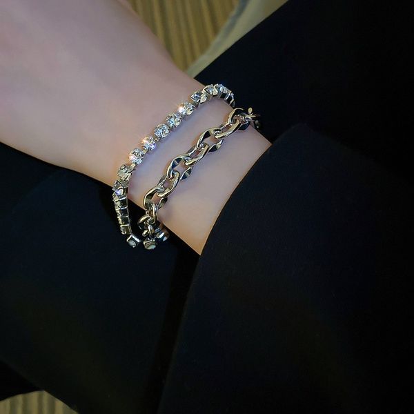 new fashion chains luxury zircon bracelet female online celebrity temperament bracelet ins niche girlfriends couple bracelet jewelry, Black
new fashion chains luxury zircon bracelet female online celebrity temperament bracelet ins niche girlfriends couple bracelet jewelry, Black