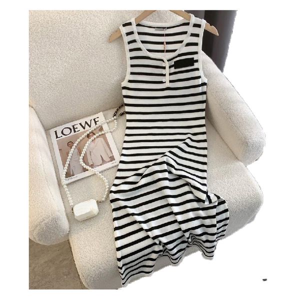 summer fashion womens tanks cami knitted t-shirt women round neck t shirt tank letter knitted high elastic dress t shirt designer clothing, White
summer fashion womens tanks cami knitted t-shirt women round neck t shirt tank letter knitted high elastic dress t shirt designer clothing, White