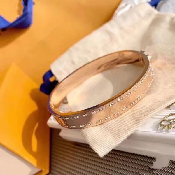 high version fashion love gold bracelet nail bangle pulsera braccialetto for mens and women party wedding couples gift jewelry with box, Black
high version fashion love gold bracelet nail bangle pulsera braccialetto for mens and women party wedding couples gift jewelry with box, Black